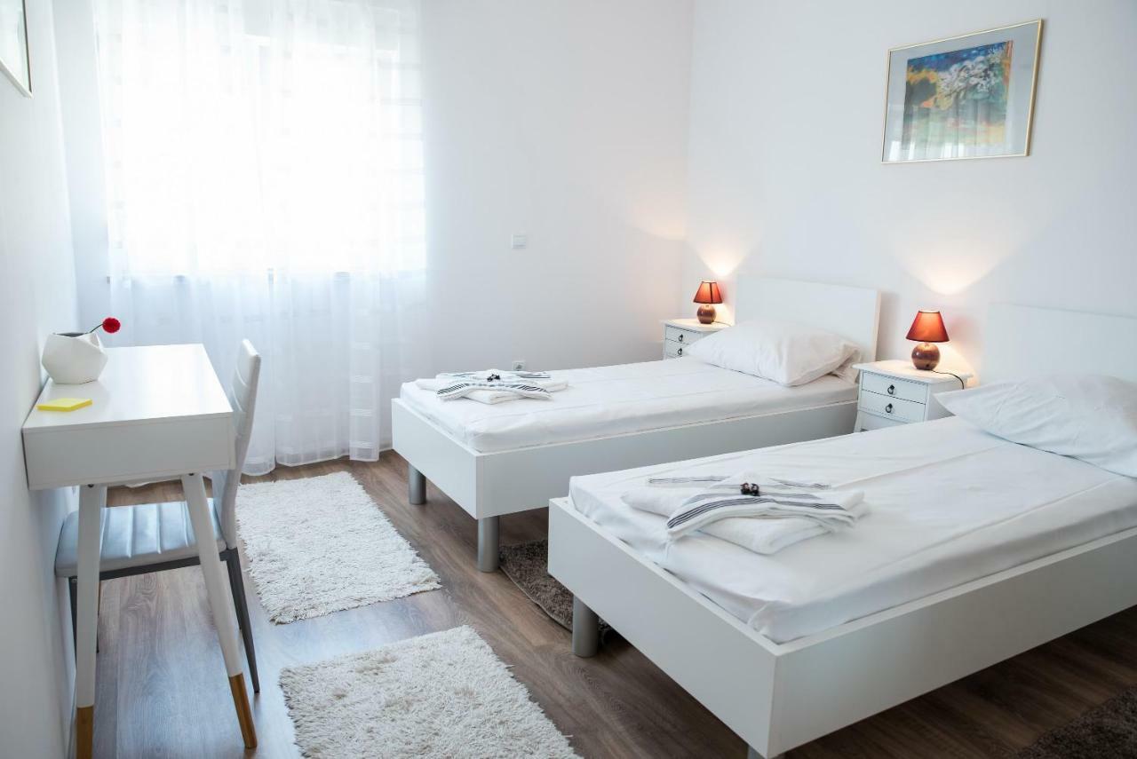 De Luxe Apartment Mediteran 2**** Zaton  Exteriör bild