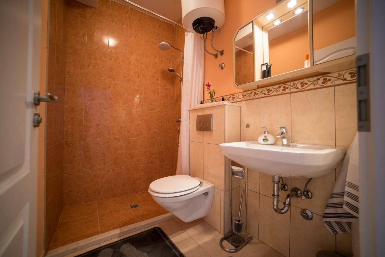 De Luxe Apartment Mediteran 2**** Zaton  Exteriör bild