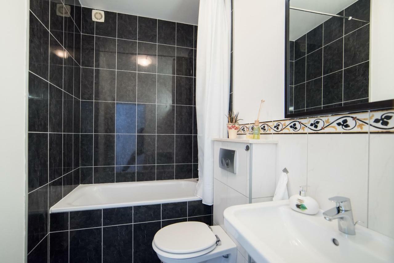 De Luxe Apartment Mediteran 2**** Zaton  Exteriör bild